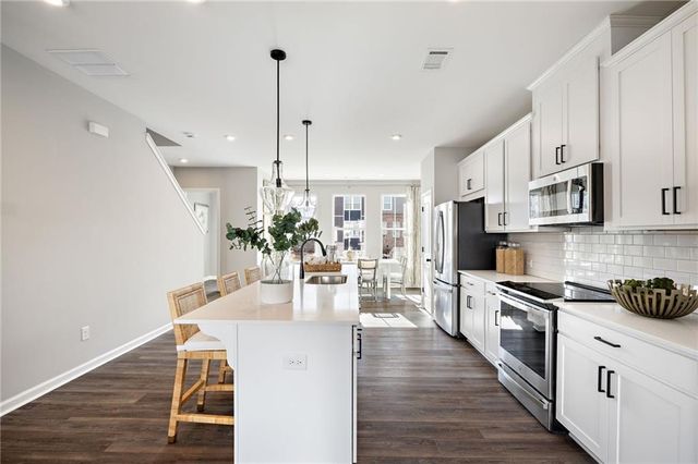 426 Herring Drive, Acworth, GA 30102