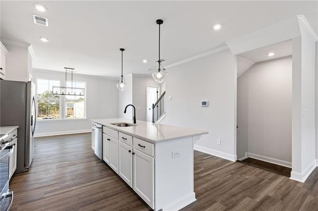 426 Herring Drive, Acworth, GA 30102