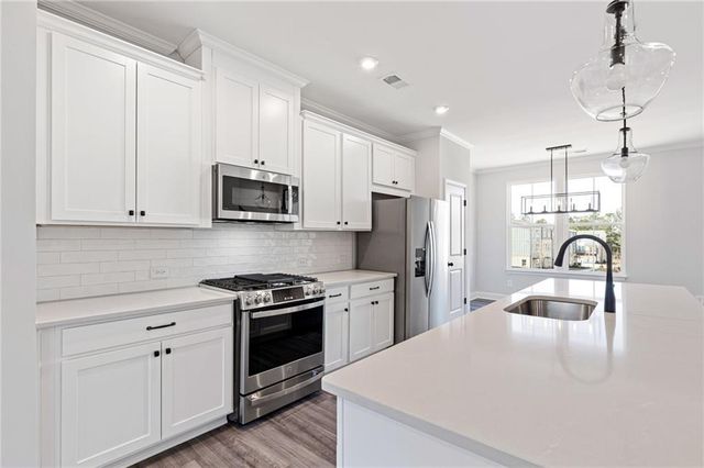 426 Herring Drive, Acworth, GA 30102