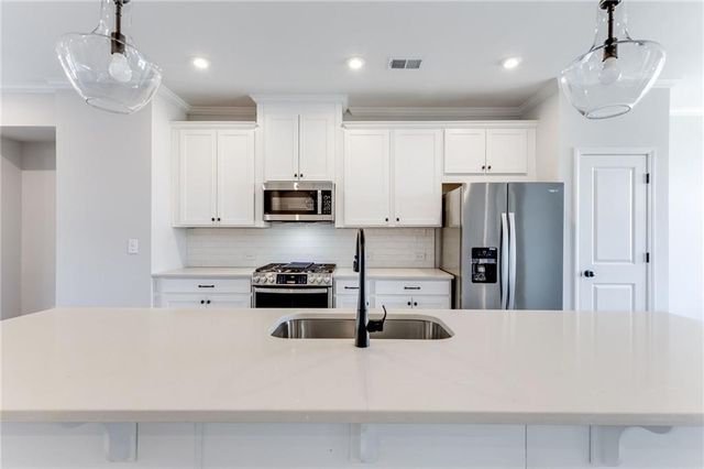 426 Herring Drive, Acworth, GA 30102