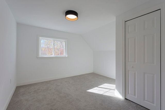 21 Irving St, Bellingham, MA 02019