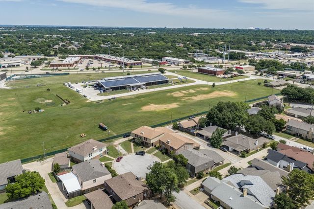2205 Chase Court 5, Dalworthington Gardens, TX 76013