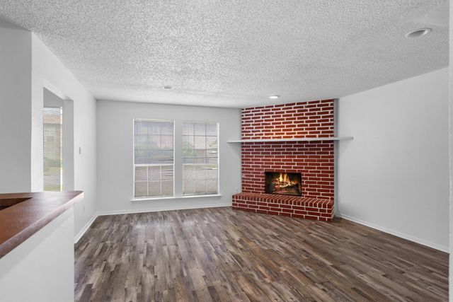 2205 Chase Court 5, Dalworthington Gardens, TX 76013