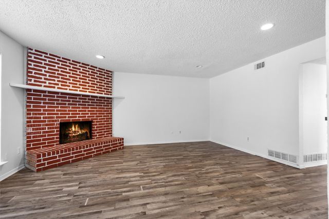 2205 Chase Court 5, Dalworthington Gardens, TX 76013