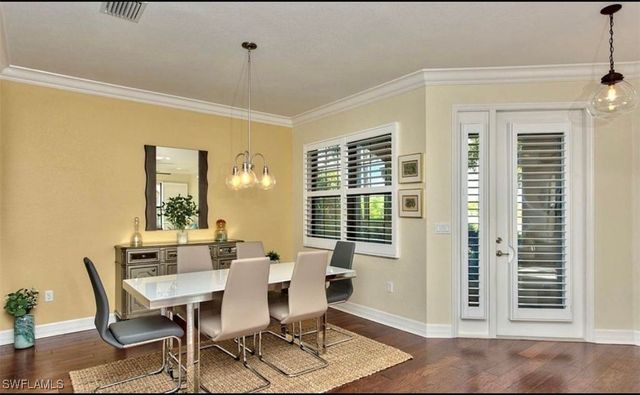 3402 Tigris LN, Naples, FL 34119