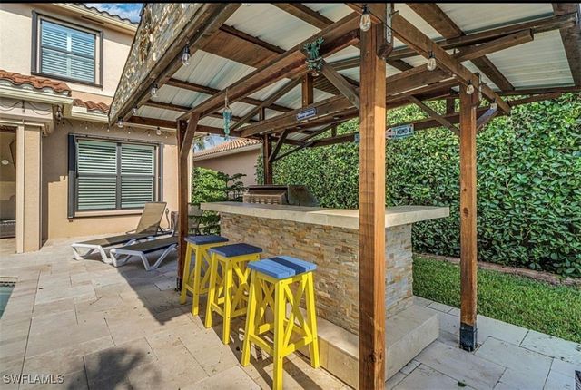 3402 Tigris LN, Naples, FL 34119