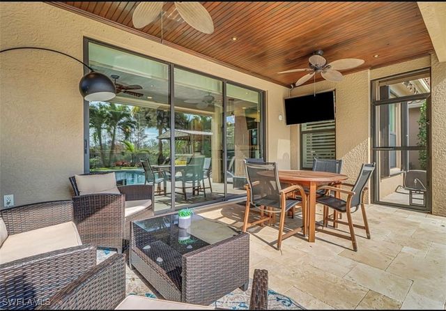 3402 Tigris LN, Naples, FL 34119