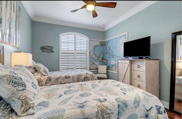 3402 Tigris LN, Naples, FL 34119