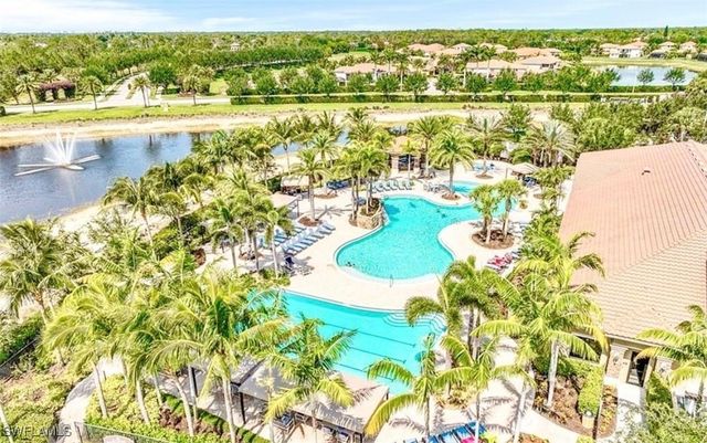 3402 Tigris LN, Naples, FL 34119