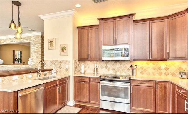 3402 Tigris LN, Naples, FL 34119