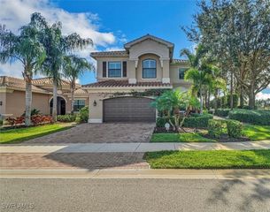 3402 Tigris LN, Naples, FL 34119