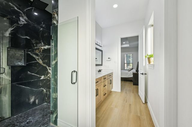 718 Weeping Willow Way, Magnolia, TX 77354