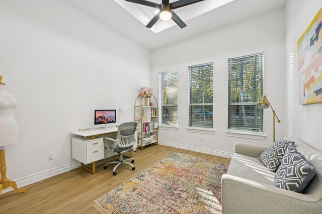 718 Weeping Willow Way, Magnolia, TX 77354