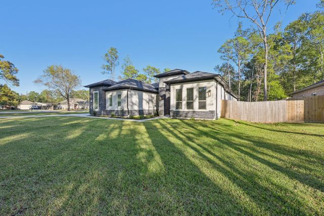 718 Weeping Willow Way, Magnolia, TX 77354