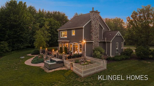 8892 Garfield Street, Coopersville, MI 49404