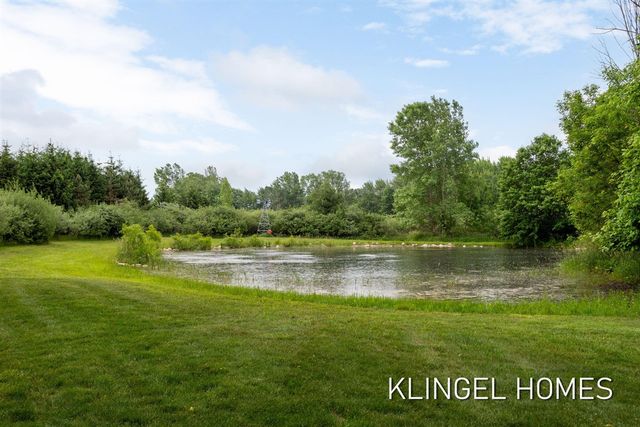 8892 Garfield Street, Coopersville, MI 49404