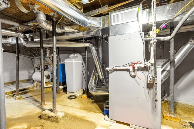 4450 Thieme Gulf Road, Westmoreland, NY 13476