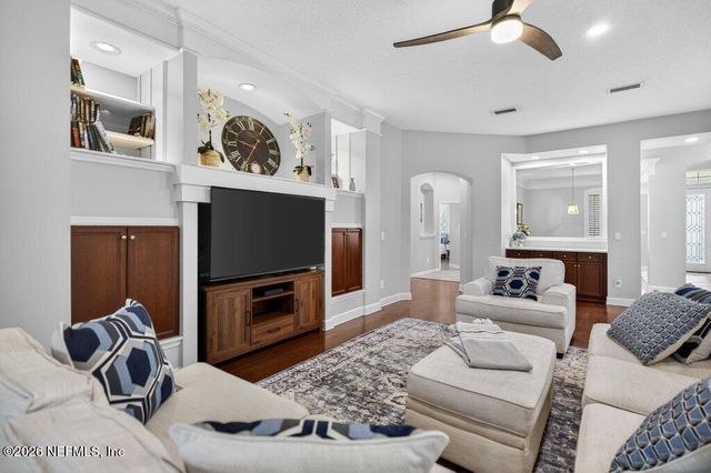 247 FLORES Way, St. Johns, FL 32259