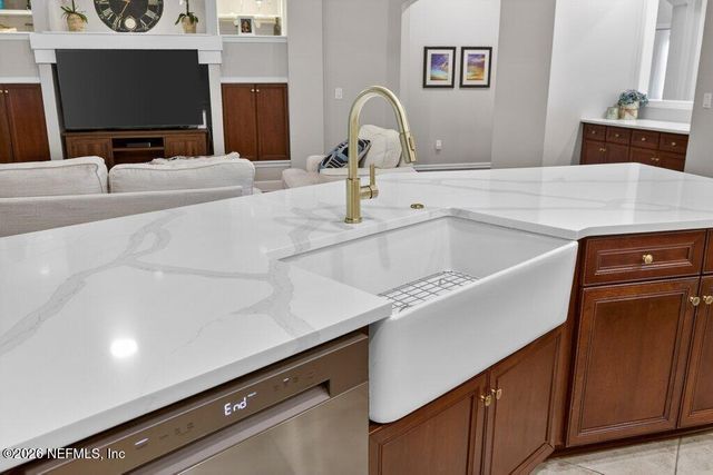 247 FLORES Way, St. Johns, FL 32259