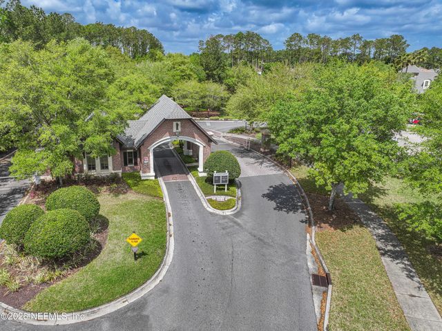 247 FLORES Way, St. Johns, FL 32259