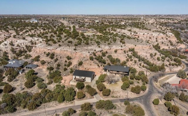 100 CEDAR Lane, Amarillo, TX 79118