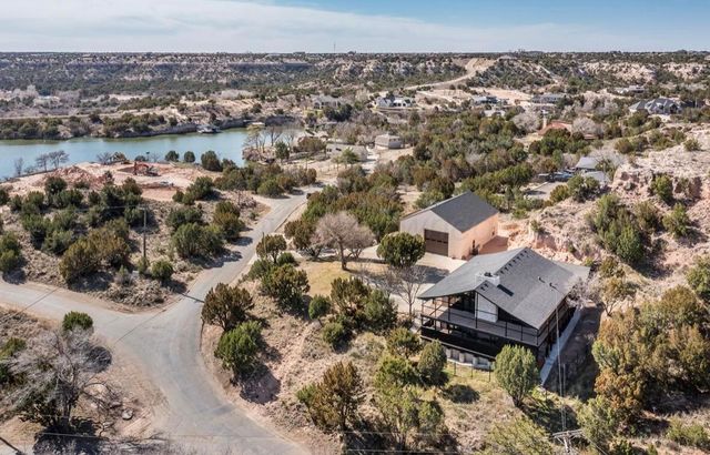 100 CEDAR Lane, Amarillo, TX 79118