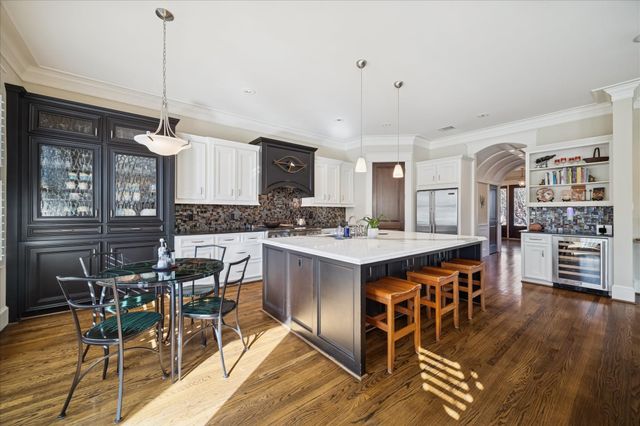 1523 Oxford Street, Houston, TX 77008