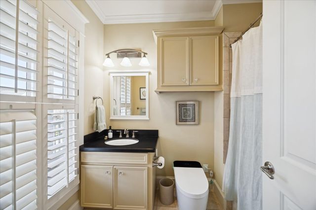 1523 Oxford Street, Houston, TX 77008