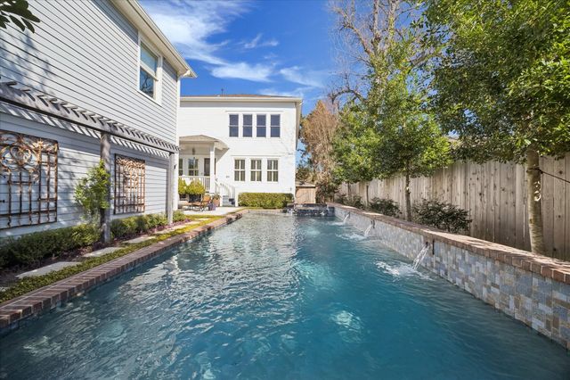 1523 Oxford Street, Houston, TX 77008