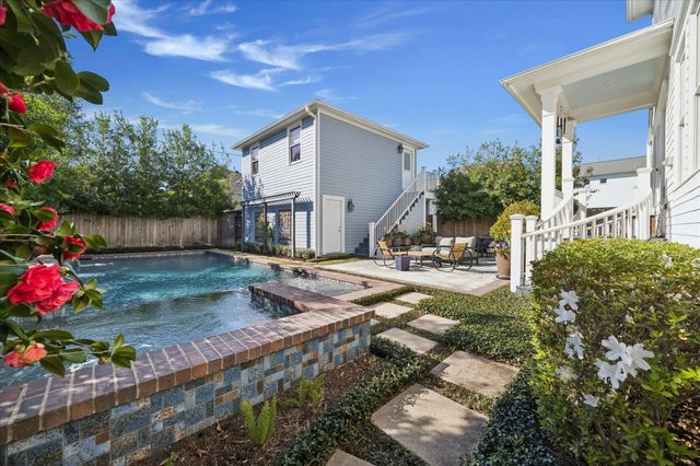 1523 Oxford Street, Houston, TX 77008