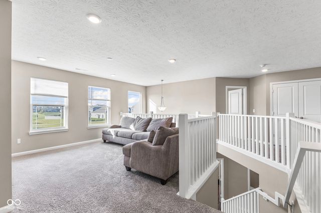 956 Fred Lane, Greenwood, IN 46143