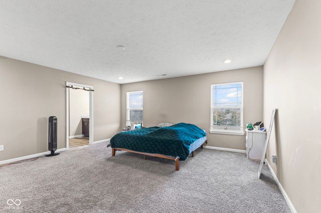 956 Fred Lane, Greenwood, IN 46143