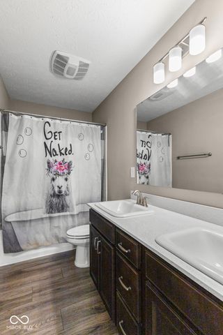 956 Fred Lane, Greenwood, IN 46143