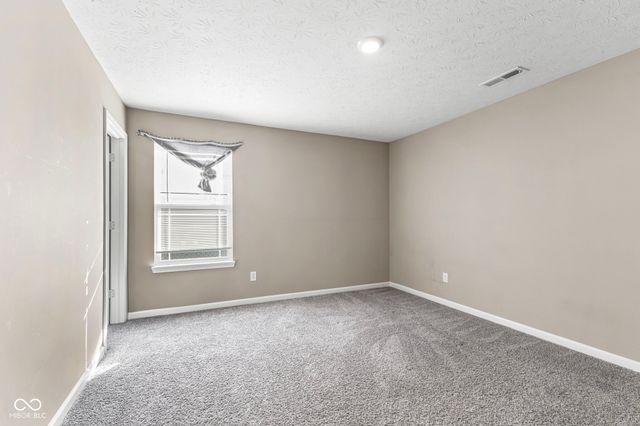 956 Fred Lane, Greenwood, IN 46143