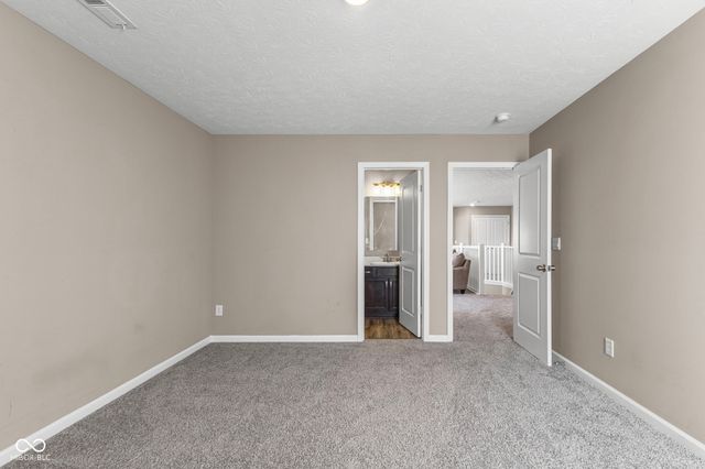 956 Fred Lane, Greenwood, IN 46143