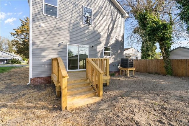 1140 33rd ST, Newport News, VA 23607