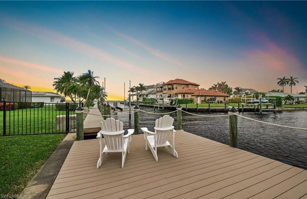 541 Bayside DR, FORT MYERS, FL 33919 — photo 4