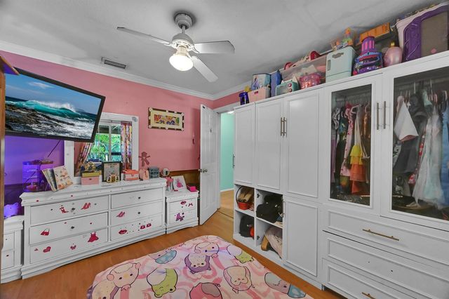 17605 92nd Lane N, Loxahatchee, FL 33470