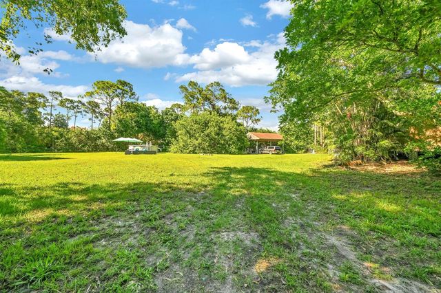 17605 92nd Lane N, Loxahatchee, FL 33470