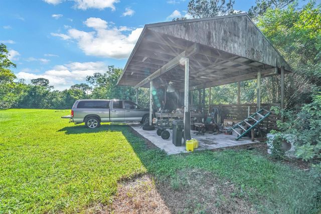 17605 92nd Lane N, Loxahatchee, FL 33470