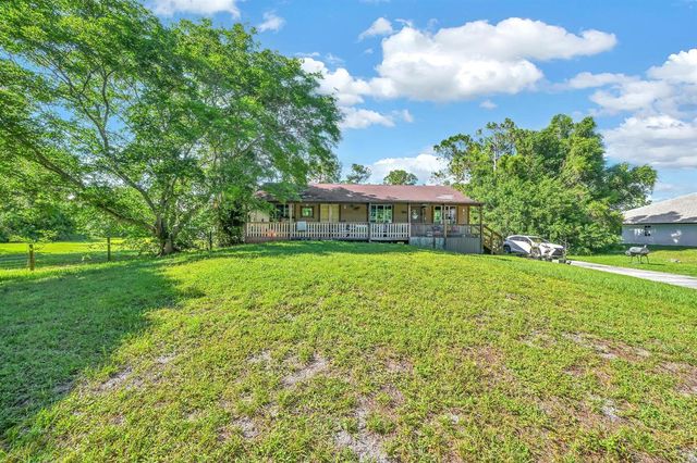 17605 92nd Lane N, Loxahatchee, FL 33470