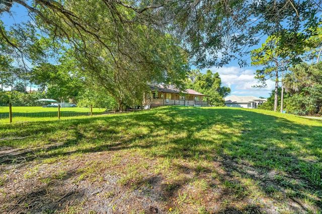 17605 92nd Lane N, Loxahatchee, FL 33470