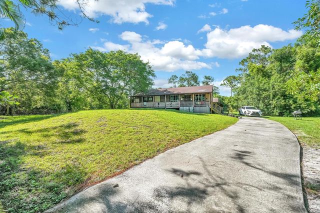 17605 92nd Lane N, Loxahatchee, FL 33470