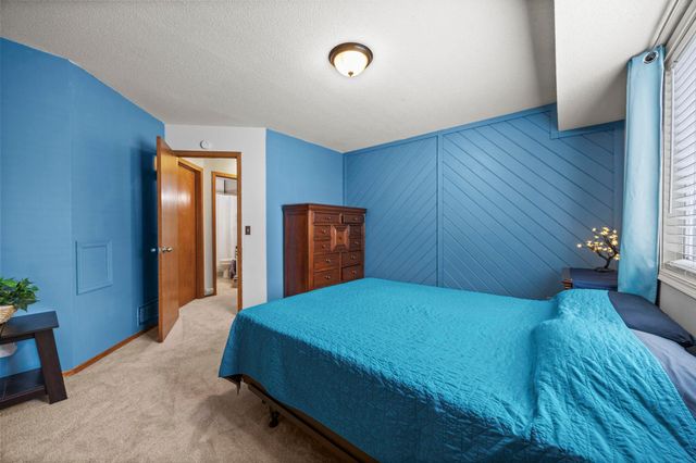 6901 110th Avenue N, Champlin, MN 55316