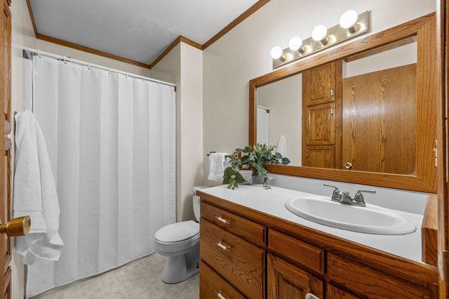 6901 110th Avenue N, Champlin, MN 55316