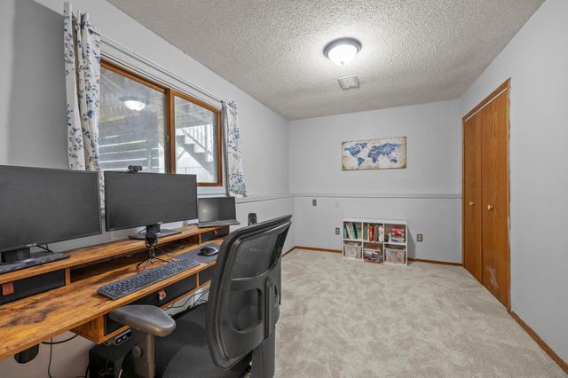 6901 110th Avenue N, Champlin, MN 55316