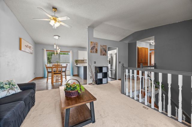 6901 110th Avenue N, Champlin, MN 55316