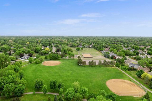 6901 110th Avenue N, Champlin, MN 55316