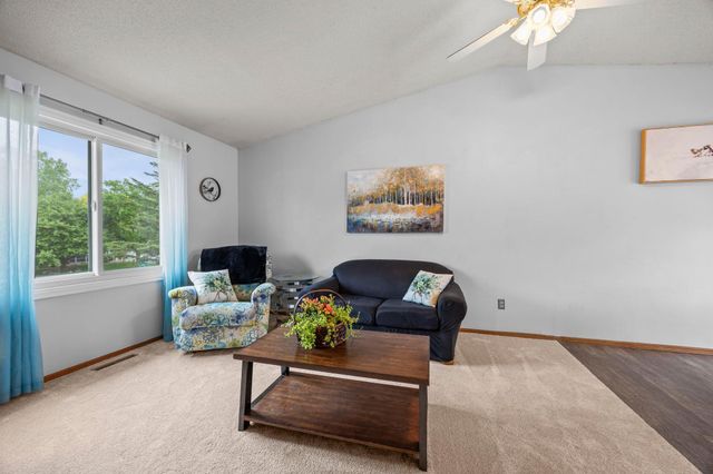 6901 110th Avenue N, Champlin, MN 55316