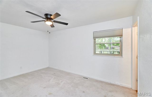 22 Heather Drive, St Peters, MO 63376